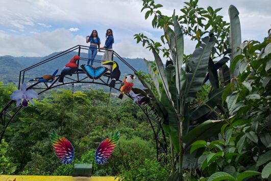 Suyana – Columpio Extremo y Senderos